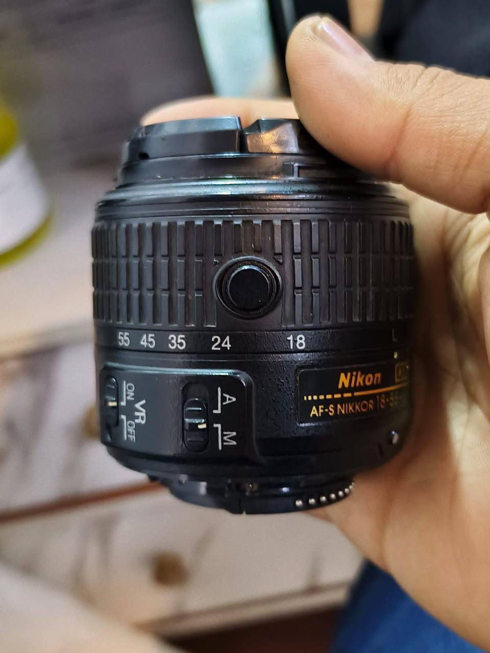 نيكون D5200 • نظافة ٩٥٪ • عدسة ١٨-٥٥