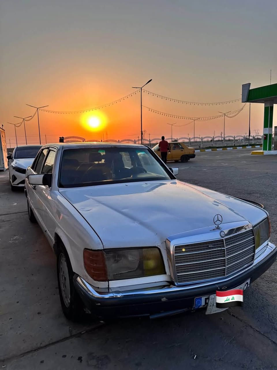 السلام عليكم مارسدس رئاسي للبيع مديل 1988 محرك VVT3000 كير جديد  رقم بصره سنويه ل 2028 
كشنات جلد كشنات كهرباء ستيرن كهرباء دبل هورن السعر 34$
المكان البصره /قضاء القرنه ((غير متواجد على الخاص)) ***********
لا اتواجد فيس فقط واتساب اتصال ⁉️
