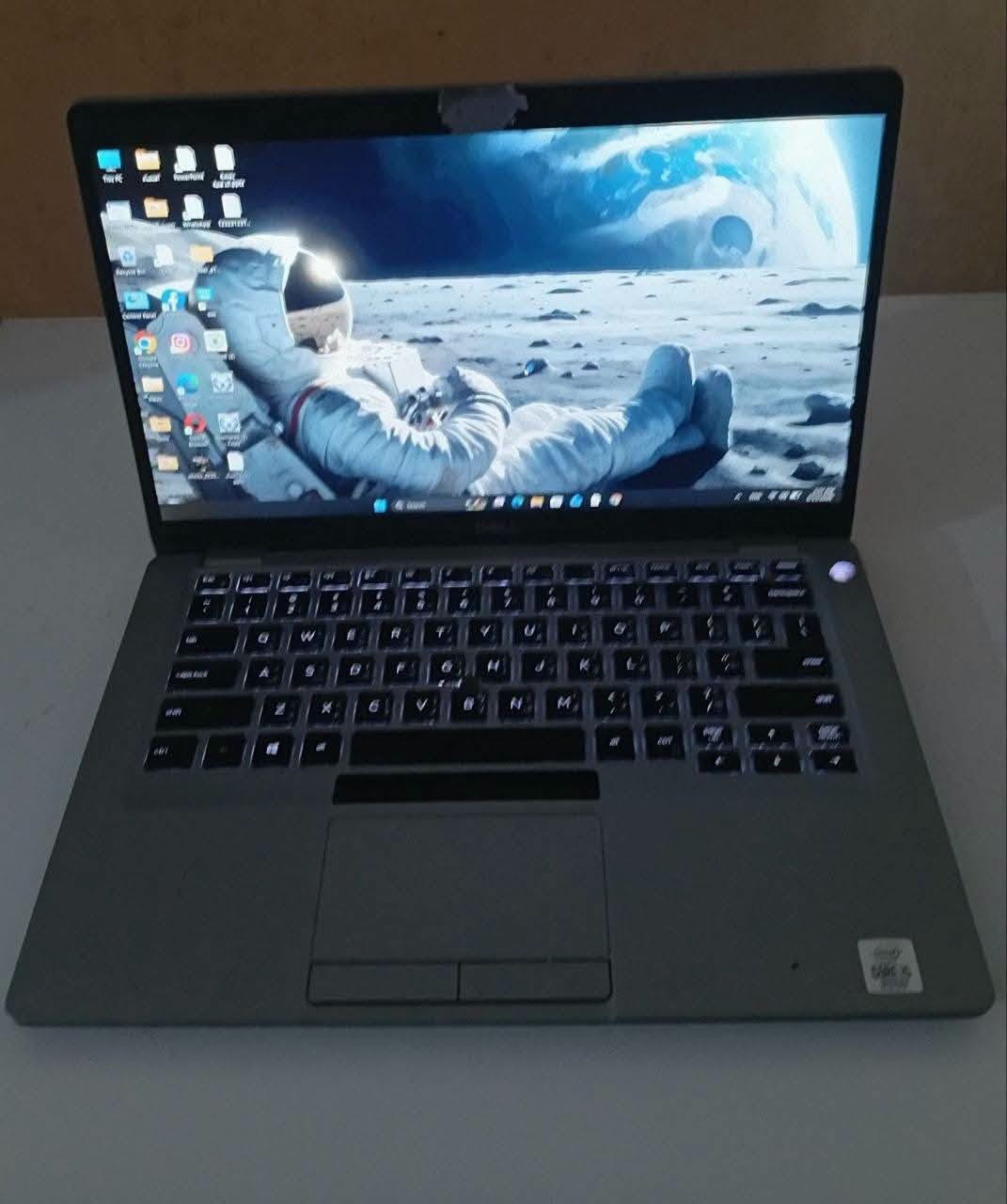 حاسبة للبيع مكاني بعقوبة  المفرك لاستفسار اتصال على الرقم ***********
Dell latitude 5410
مواصفات 
Intel Cori 5 جيل عاشر
رامات16
مساحة تخزين 256sdd
شاشة بقياس 14بوصة
+موس 
350الف وبيها مجال

نص مكتوب في الصور:
- System > About Processor Intel(R) Core(TM) i5-10310U CPU @ 1.70GHz 2.21 GHz Installed RAM 16 GB Speed: 2667 MT/s Graphics card 128 MB Intel(R) UHD Graphics Storage 238 GB 171 GB of 238 GB used dell-5410-th10 Latitude 5410 Rename this PC Device info Copy Device name dell-5410-th10 Processor Intel(R) Core(TM) i5-10310U CPU @ 1.70GHz (2.21 GHz) Installed RAM 16.0 GB (15.6 GB usable) Graphics card Intel(R) UHD Graphics (128 MB) Storage 171 GB of 238 GB used Device ID 64FCAA90-E7D2-4A8F-B287-9819BA50CF60 Product ID 00330-53122-38293-AAOEM System type 64-bit operating system, x64-based processor Pen and touch No pen or touch input is available for this display Related links Domain or workgroup System protection Advanced system settings Copy