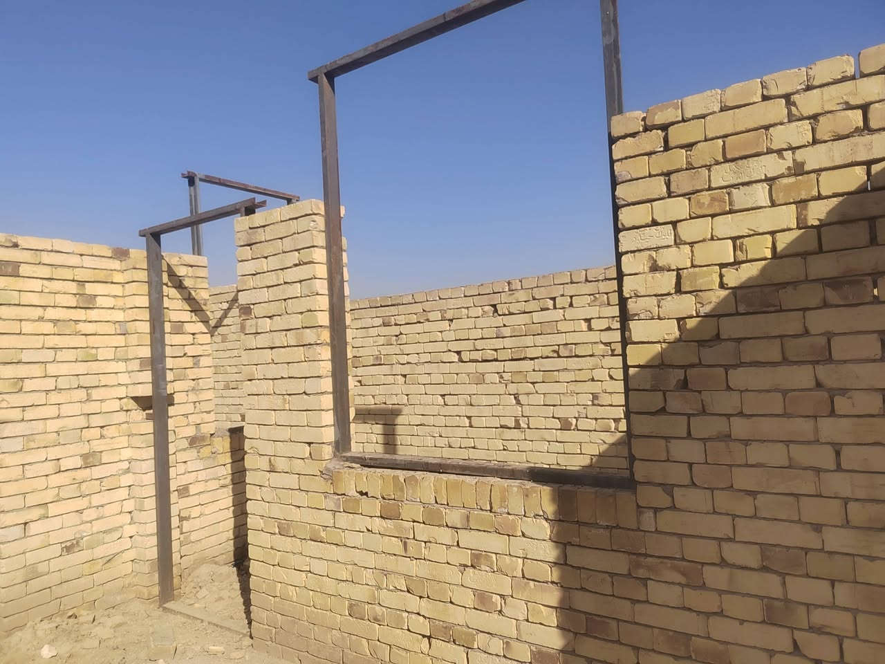 هيكل للبيع بستان حسن فشاخ مقابل نهر الغراف قرب الجسر العالي مقابل المستشفى الجديد م ٢٨٠ رباط صب السعر ٣٧ وبيه مجال للشراي ***********
قرب رياض السمكري ونعيم العتابي وسلام العتابي
