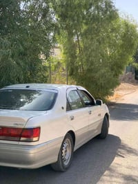 كراون • للبيع