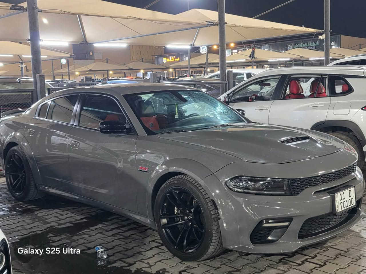 السلام عليكم
من رخصه الادمن 

للبيع جارجر 2023 

سكات باك 

مكينه 6400 

وارد كندي 

رقم بغداد  ماشيه 26 الف 

السياره كفاله عامه حادثهه دعاميه مبدله نفس اللون 

الموصفات فول واحد على واحد 

معروفه مواصفات السكات 

داخل احمر شامو وجلد 

فتحه 

رادارات 

للاستفسار *********** 

السعر 335 وبيهه مجال

نص مكتوب في الصور:
- Galaxy S25 Ultra
- 3 / 13 bid.cars
- 2 / 13 bid.cars
- 1 / 13 bid.cars
