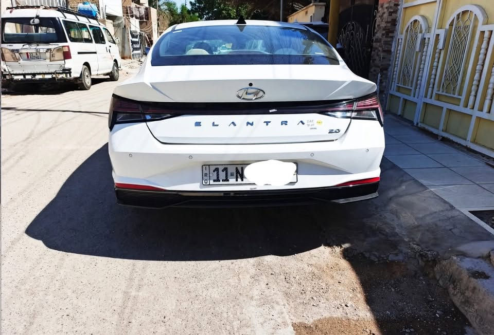 النترا 21 خليجي رقم بغداد الدولي الجديد هزة وسنوية ورقم جديد فول مكينة 2000 كير  AT مامفتوح برغي بيهه  فتحة سلايد بصمة تشغيل وبصمة ابواب جنطة كهرباء تشغيل عن بعد مري شفط حساس امامي وخلفي شاحن وايرلس شاشة واريل نفكيشن مكفولة من الصبغ بيهه بارد بسيط باب الصدر غير هذا كفالة وشوف الفيديو واضحة كل الملاحظات بي ماشية 52 سيارة جديدة على وضع الشركة دبل بصمة وكتالوكات كاملة مكملة مكاني بغداد حي الجهاد بسعر  170 ورقة ومجال بسيط الاتصال على ***********
