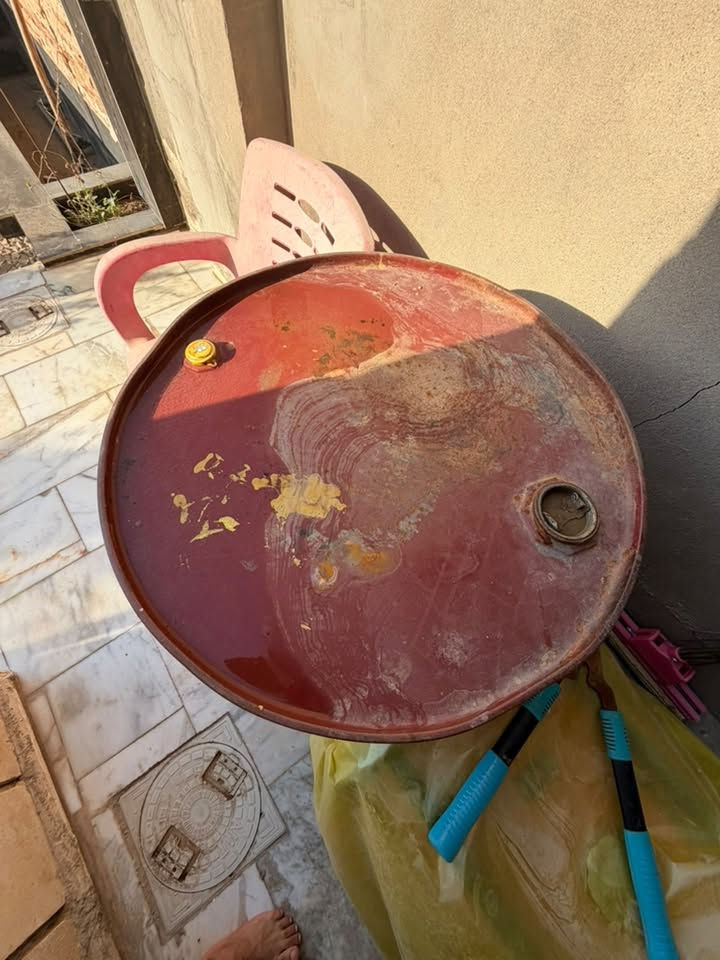 سلام عليكم برميل كلش جديد للبيع 
نطيطه مال اطفال نضيفه للبيع 
رقمي ***********

