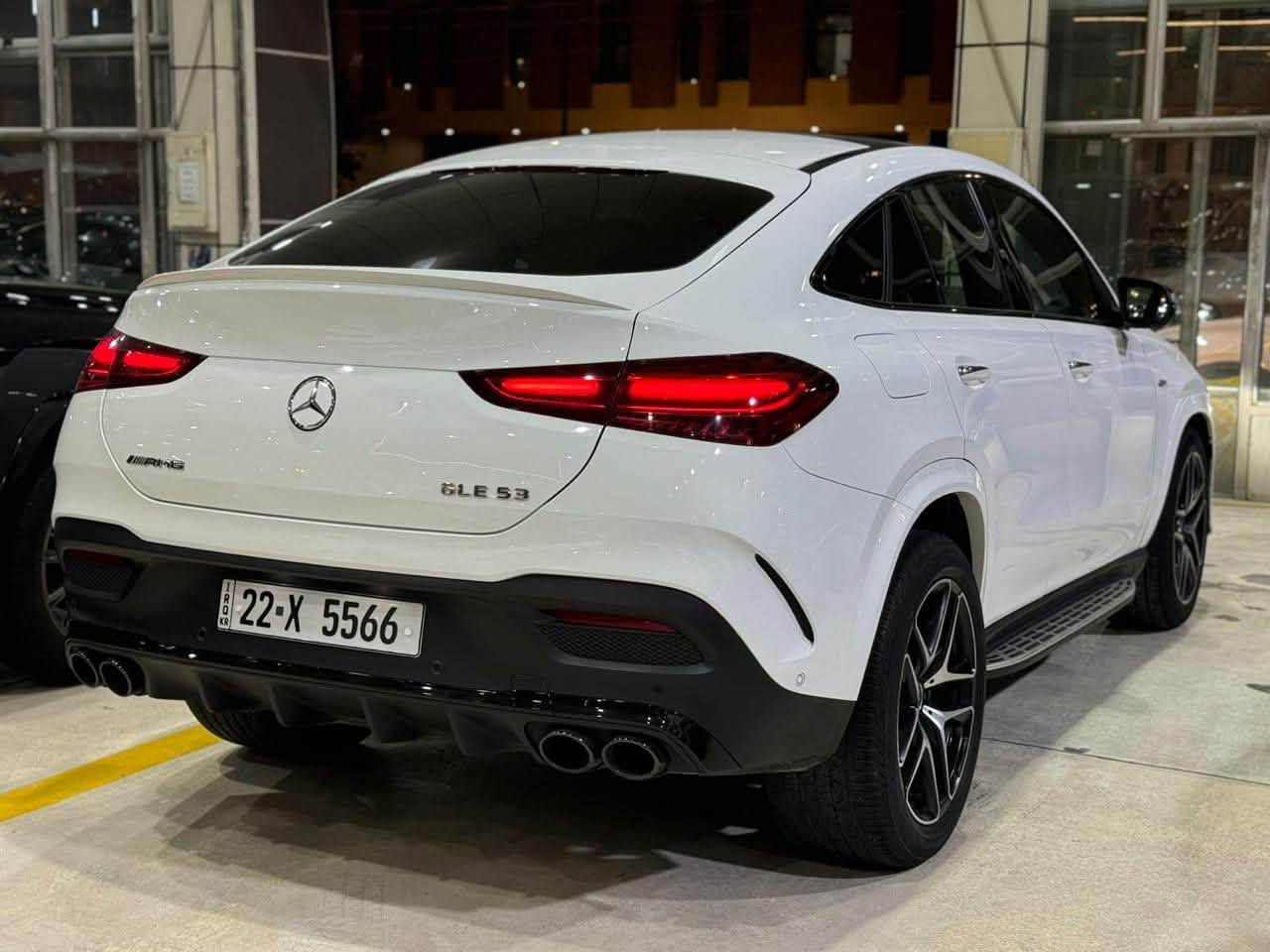 مارسيدسGLE53 AMG   وارد امريكي
الضرر فقط بنيد
مدخلينهه لضمان وكالة bcm 
فول مواصفات للأخير 
شاشات ديجتال 
محرك 6 سلندر تيربو
داخل احمر (بلاد)
كشنات رياضية و تدفئة تبريد
ستيرن رياضي 
فتحة سقف بانوراما 
السيارة جداً نضيفة 
السيارة شكد ما احجي عن مواصفاتهه قليل بحقهه
الصور كدامكم  
و اي استفسار عل واتساب او اتصال 
على الرقم :***********
السعر 78000$
