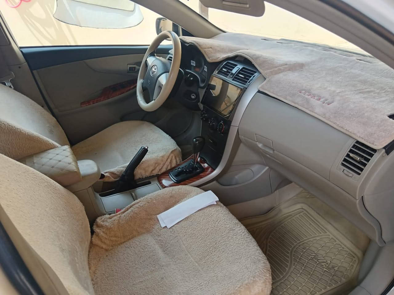 بيع و مراوس كورلا 2013 خليجي
محرك 1600 ما مفتوح
بيه صبغ باب بدون دواخل 
السونار مرفق
السعر 122$
***********
***********
