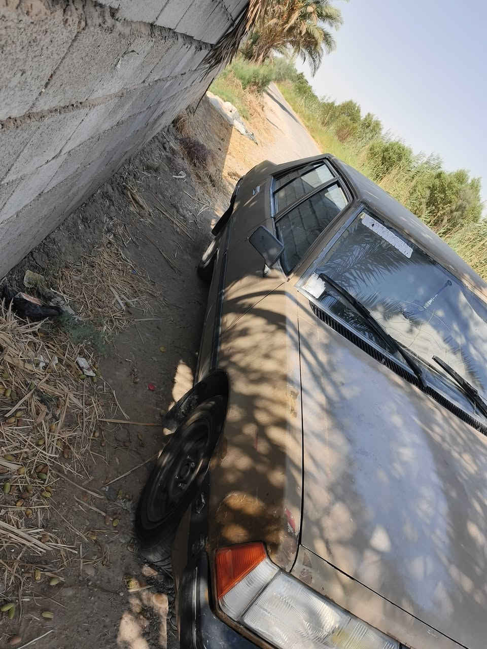 ميتسوبيشي كلانت موديل ١٩٨٢ سيارة بلادي كير مكينة مكفولات تبريد ويه السويج السنوية مشروع وطني لل ٢٠٢٧ راعيها موجود يريد تحويل مكان السيارة واسط الزبيدية معروضة ب ٣٠ ورقة وبيها مجال للشراي 
***********
