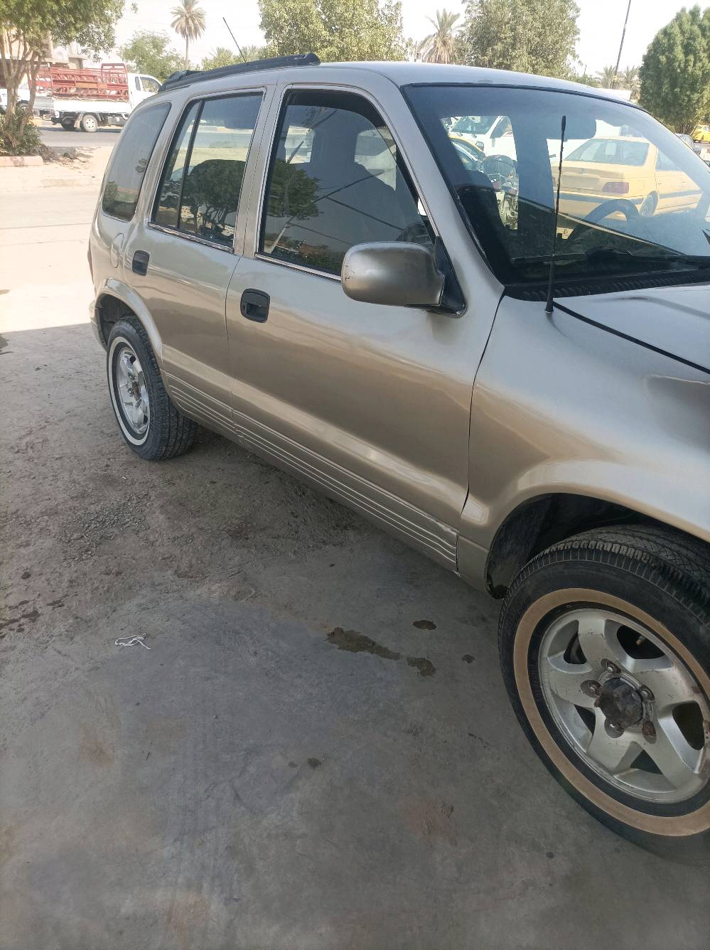 كيه سبورتج موديل٢٠٠٠مكينه وكيراتوتماتيك مكفولا تبريدفول بسمي حله مركز مدينه٤٢$