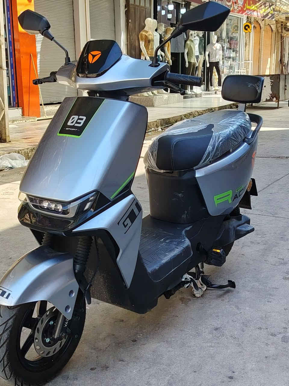 للبيع GT30 دراجه نضيفه مواصفاتها معروفا بطاريات شرط فول سعرها 850 وببها مجال الشراي يتصل *********** او راسلني خاص
