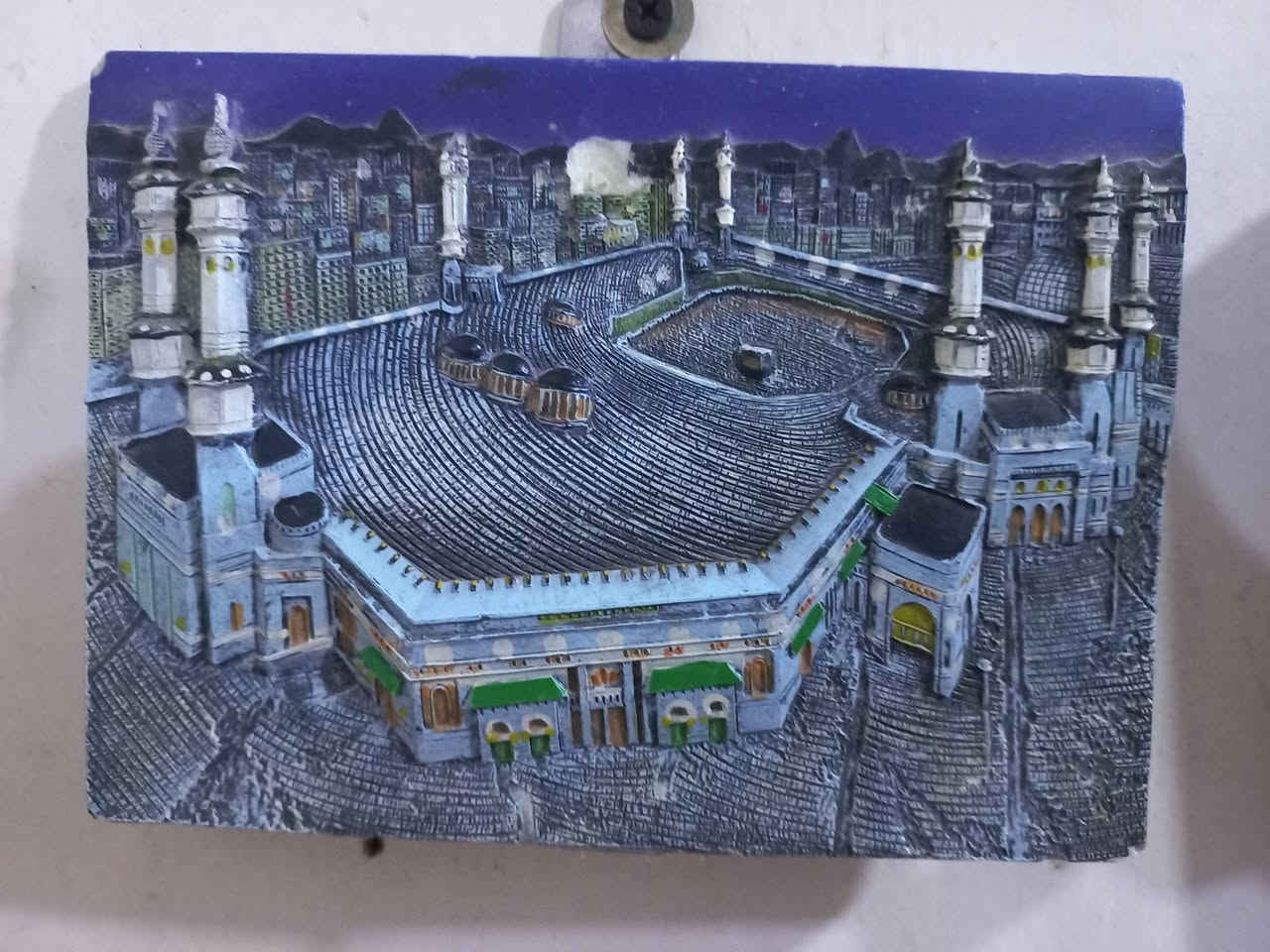 انتيكات • بيضة مرسومة • مؤطر