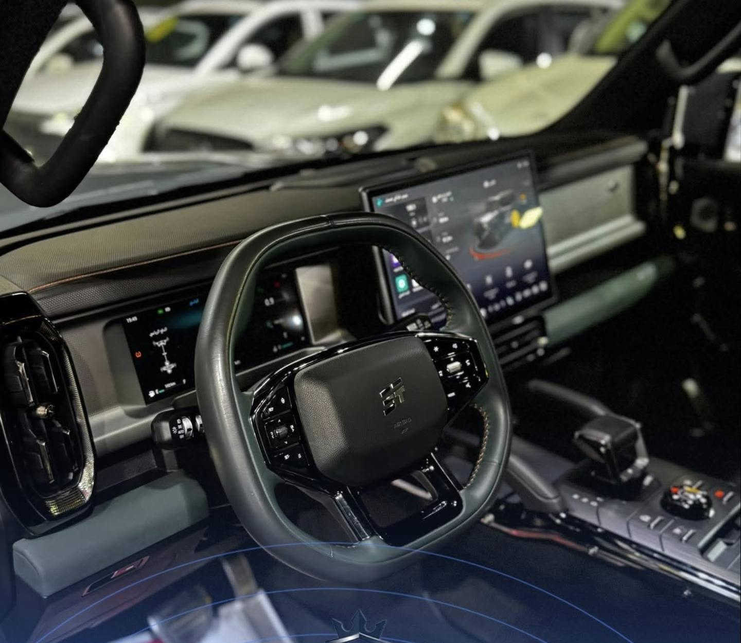 t2
2026
luxury 
ماشية 9000
كفالة عامة من كلشي 
بأسمي رقم بغداد
السعر 42
بغداد
***********
