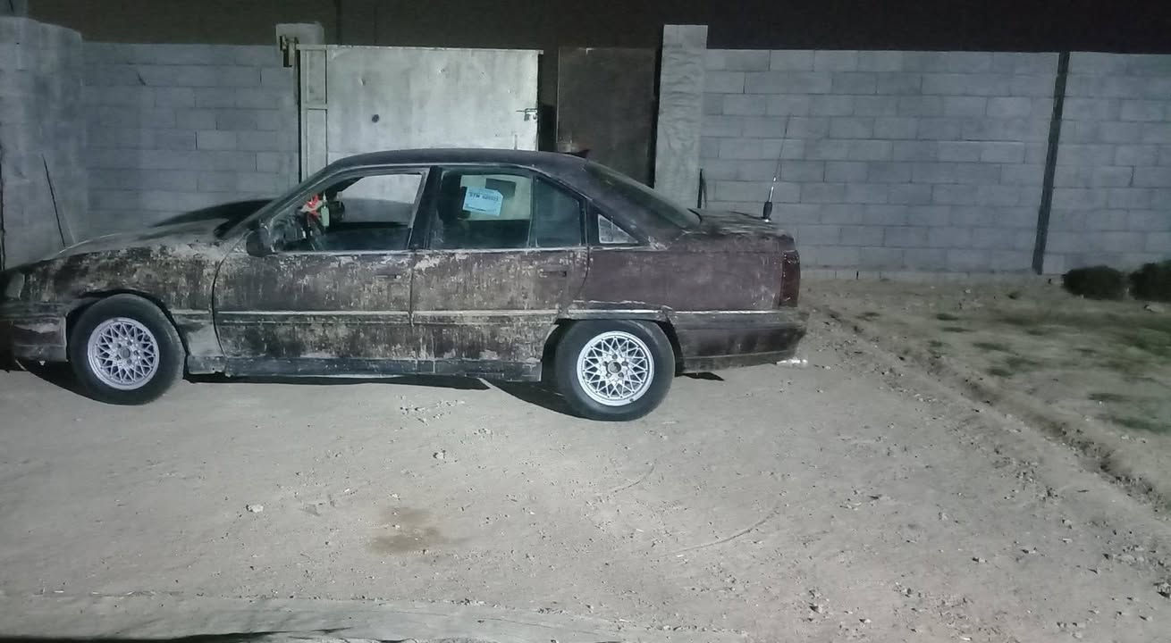 سلام عليكم من رخصت الادمن اوبل اوميكا للبيع موديل 91 او مراوس سياره كير محرك صدر 
مكفولات تخم تاير تحويل مباشر سنويه ماساقطه كهربائيات كلها شغاله مكان البعلوان نساف ***********
