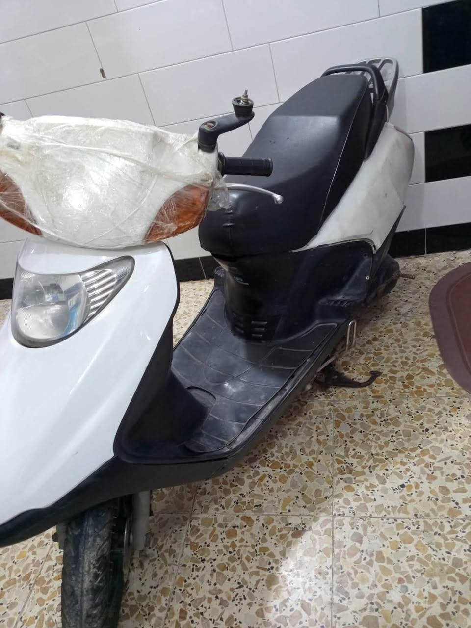 للبيع دراجه سبيسي  بدايه والفات كولشي جديد بيهه كفرات وتايرات وكله شغال كهربىات  ابيع كوم حديد175بدون  تعامل. الشراي خاص لاستفسار*********** مستعجل ع بيعته
