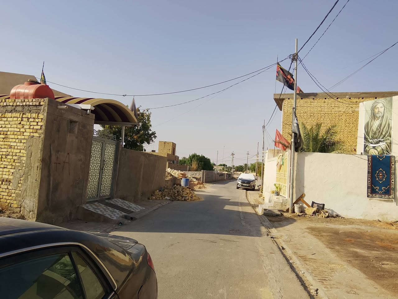بتلو 300 م
واجهه 11 ونص 
يبعد عن الشارع ب100 م

رباط كونكريت بناء طابوك ومدفون 

حي الامين بشارع مقابل جامع موسى الكاظم 

خدمات كامله تبليط ماء ومجاري 

***********
