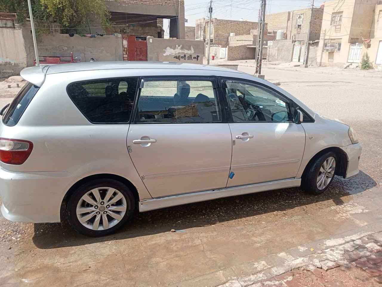 تويوتا كرستال • ٢٠٠٥ • بصره