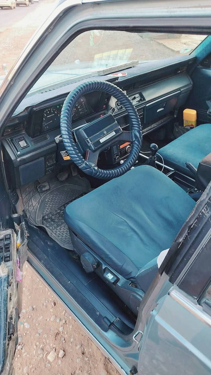 سلام عليكم
سوبر للبيع موديل 1984

بسمي تحويل ثاني يوم

تبريد قطعتين وثلاج خلفيه 🥶كلو يشتقل بلاد 

كير محرك بلاد 

 صدر تاير كلو جديد سبير شركه موجود 

صبغ جماليه بدون شبر معجون 

سياره بعد ع وضع البلاد الستفسار ع رقم 

***********
