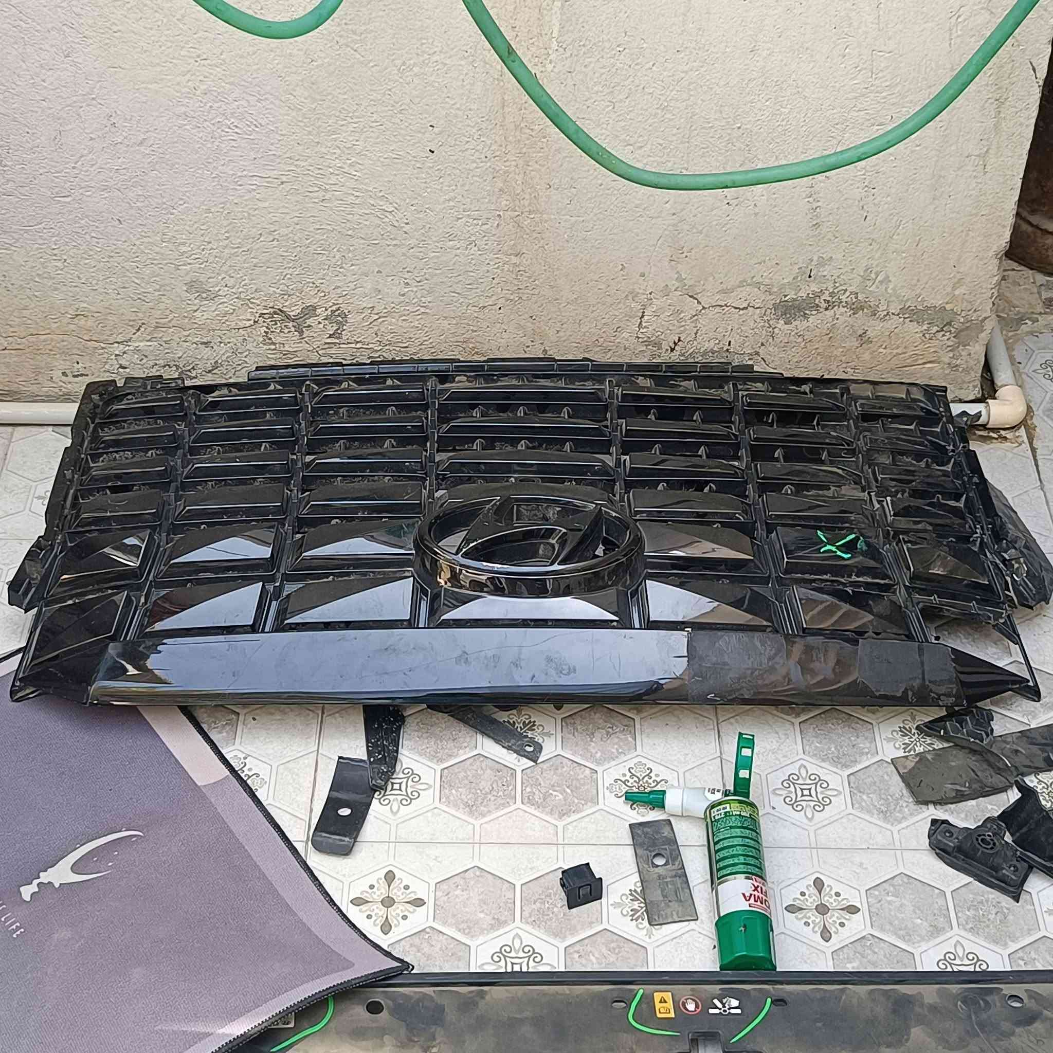 قطع غيار • سيارات • للبيع