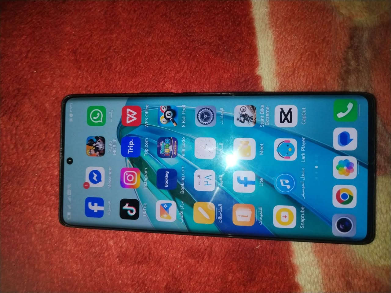 سلام عليكم عندي هونر اكس تسعه اي مبدل شاشه اصليه ذاكره128 لعشوايه 8 بوبجي90فريم مابي كل تكطيع او تعليك  كامرات يرادلهة تنضيف مراوس شعندك نزل مكان دوانيه حي الفرات ***********
