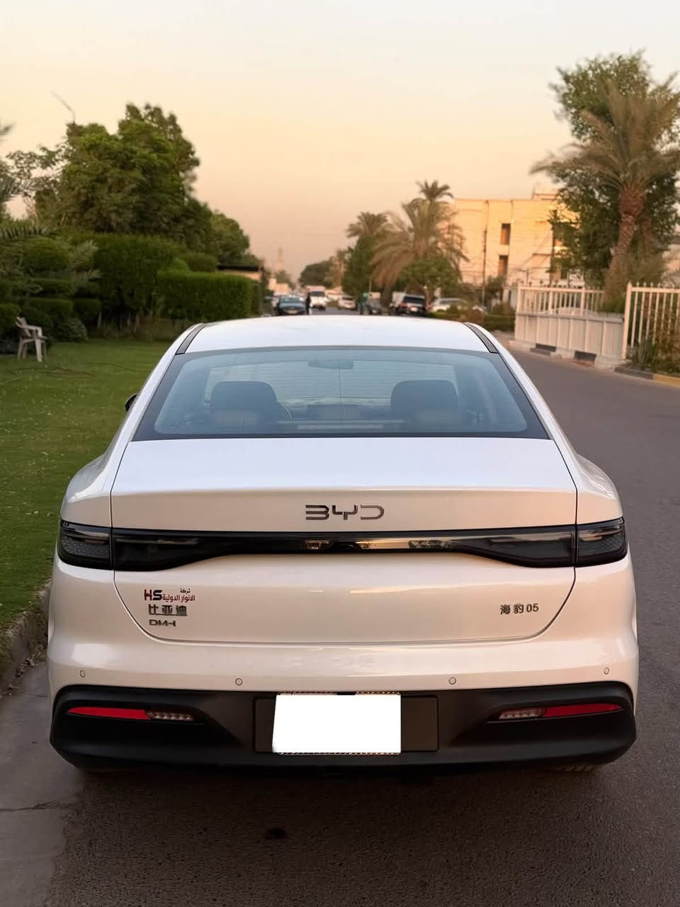 السلام عليكم
بي واي دي سيل فايف موديل ٢٠٢٥
رقم بغداد 
السياره جديدا جدا ماشيه فقط ٢٢ بعدها بوضع الشركه 
 صارت بيها طخه يم قبغ البانزين ونصبغ على كده شي قليل وعندي صوره الطخه 
مكان السياره بغداد
***********
