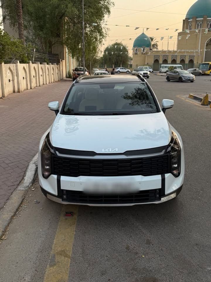 كيا سبورتج موديل 2026
خليجي زيرو بعدها بحالة الوكالة
مكفولة كفالة عامة وبعدها داخل ضمان الشركة

ماشية 6000 كم
محرك 2000 cc دوش

المواصفات
بصمة + دخول ذكي 
بانوراما
مراية كهرباء
سايد بريك بصمة
قطعتين تبريد
تشغيل عن بعد
صندوق كهرباء
كشن السايق كهرباء
كشن الراكب كهرباء
الكشنات الامامية تدفئة
حساسات امامية وخلفية
انظمة قيادة عدد ٤
شاشة متصلة

السيارة مغلفة PPF بالكامل والتغليف بي ضمان لمدة ١٠ سنوات

للتواصل ***********
