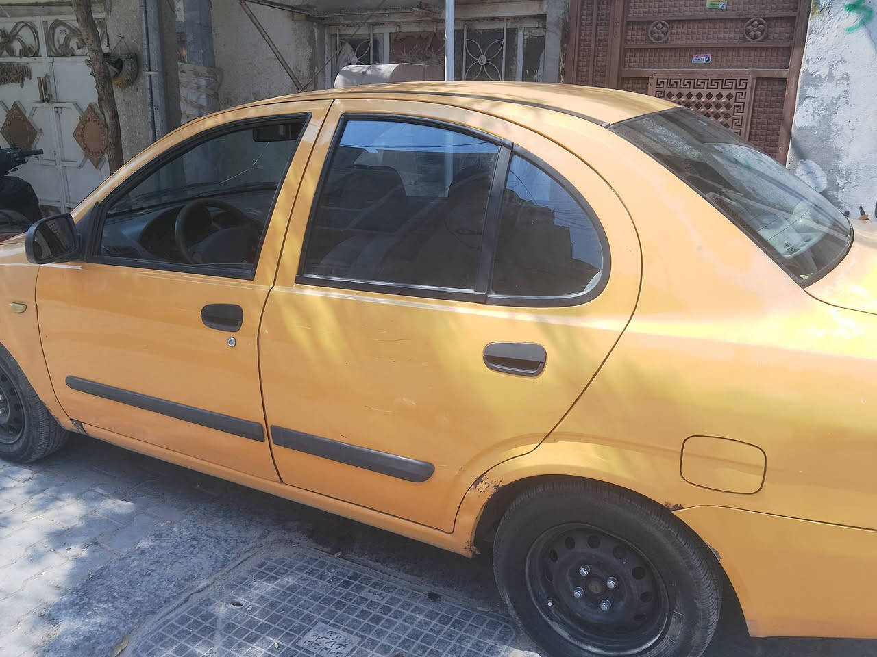 السلام عليكم من رخصت إلكروب،، سيارة🚘 طيبة،، ٢٠١٥ رسمي تبريد شغال كهربائي شغاله بسمي تحويل ثانيه يوم ☀هيئه غرامه مصفره،، تبريد مال لنسر السعر ٢٨،، عنوان بغداد الحريه ***********

