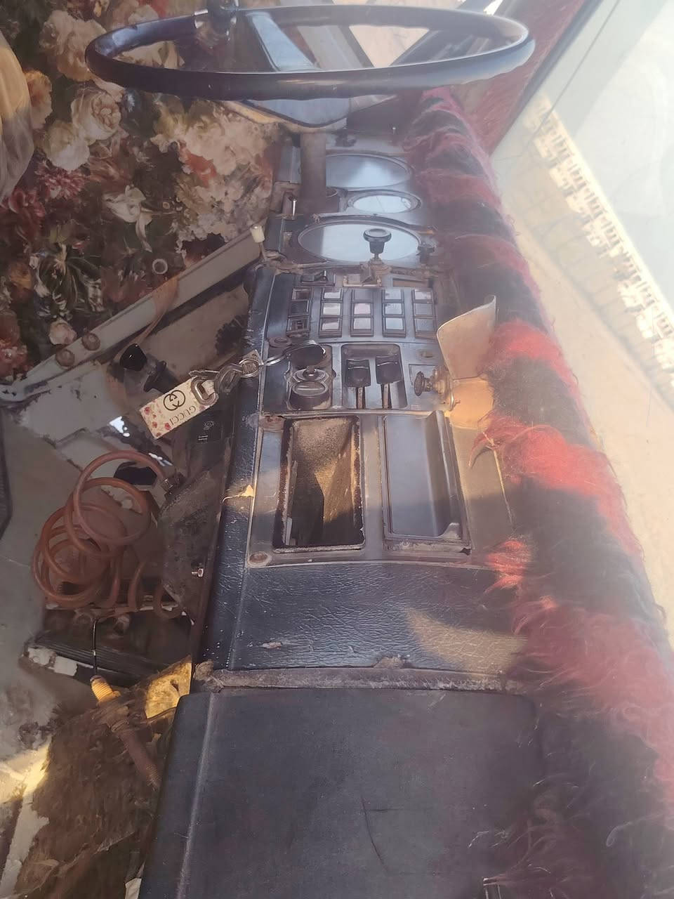 لبيع سكانيا 111 رقم بغداد دولي  حوضيه ماء سنويه 30 بسمنا موديل 76 سياره جاهزه لعمل محرك وكير وكسن شرط مذيله فقط تايرات 24  سعر 17 مليون وبيها مجال بصيط 
مكاني بالنجف الاستفسار ***********
