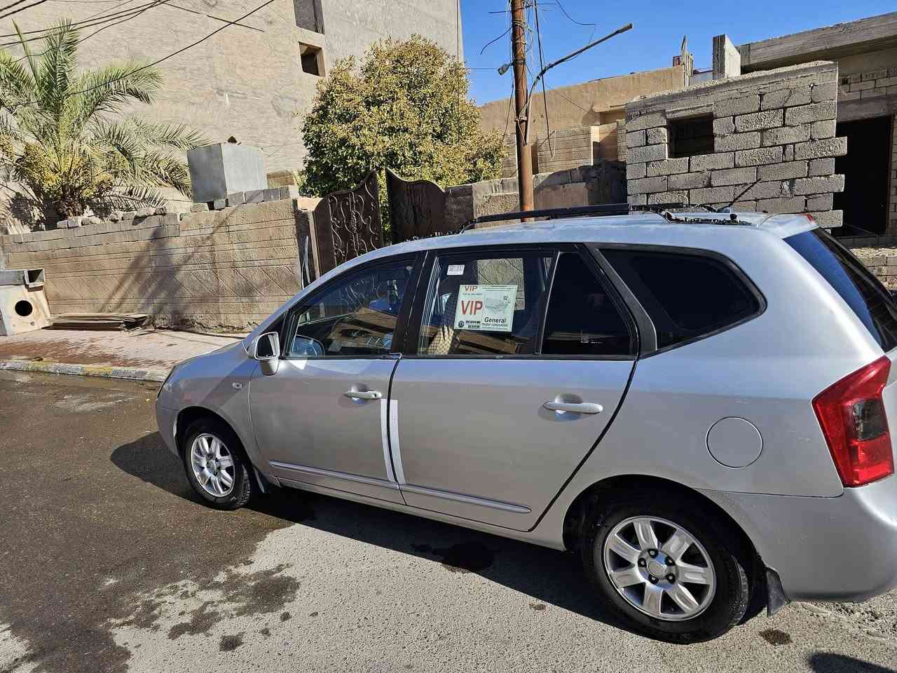 سلام عليكم
كيه كارنز ٢٠١٠ خليجي سياره مال بيت 
كير محرك شرط تبريد ثلج  قطعتين تبريد ٧ راكب صدر جديد تخم تاير جديد سياره جاهزه مصبوغه حزام بدون دعم بدون داخل  رقم صلاح الدين دولي  سعرها ٨٣ وبيها مجال مكان تكريت شارع الزهور  ***********
