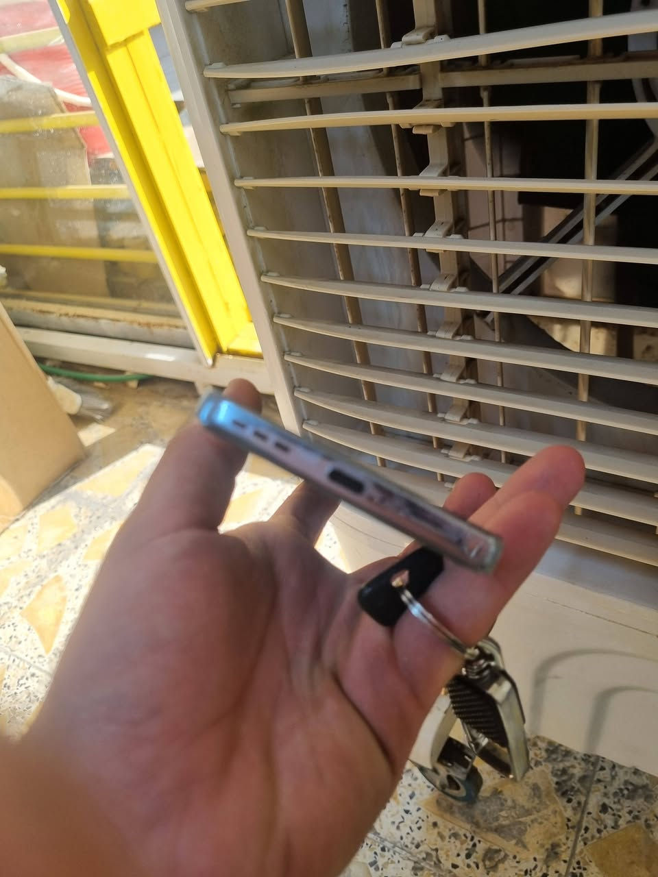 السلام. علبكم. للبيع او الامراوس. ا
انفنكسGT20Pro 5g
ذاكرته. 256 مبدل. شاشه. اصليه وكاله. 
والشاصي.  بي. ضربه. بسيطه. والبقيه الجهاز مكفول.  من كلشي 
ببجي 120 فريم. 
شاشته 144 هيرتز 
كامرته تخبل. 
صوت استيريو.  
جهاز. يخبل.  يرهم مراوس. تلفون. ويرهم.  بلي. 
***********
.   النجف الاشرف
