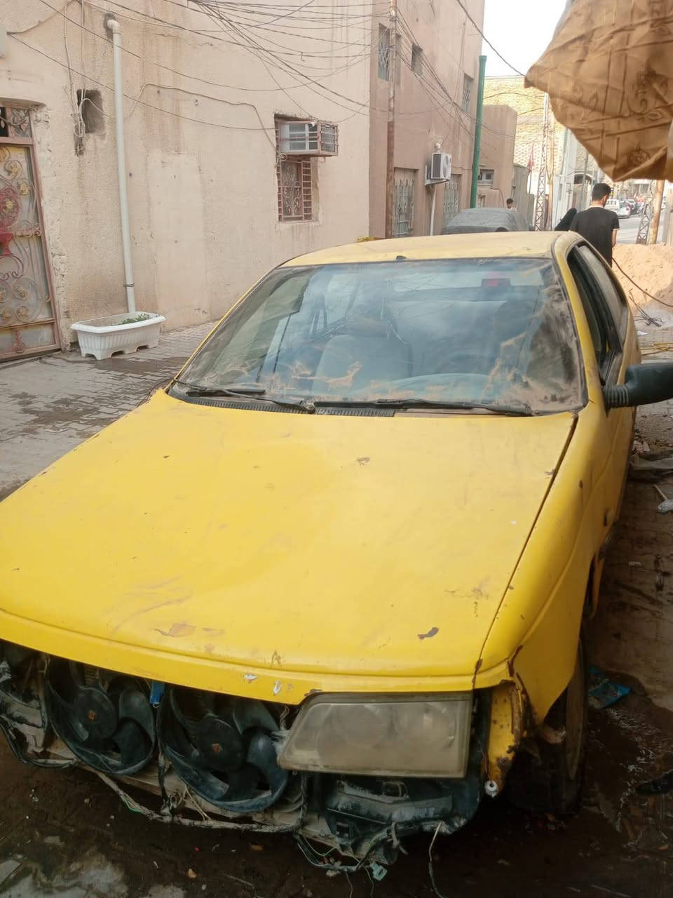 سلام عليكم بيجو روا متروكه ابيع على وضعها السعر(مليون) رقم تليفون
***********
النجف
