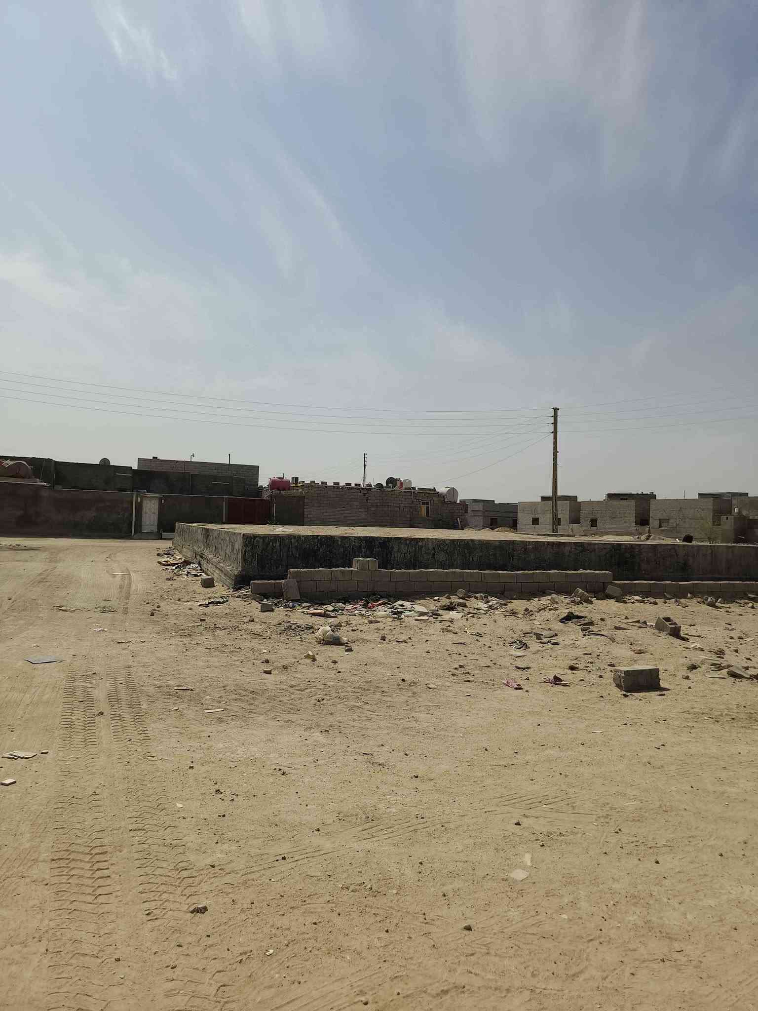 الزبير شارع الكرفانيه غرب مجمع الهادي 
***********/*********** الزبير, البصرة
