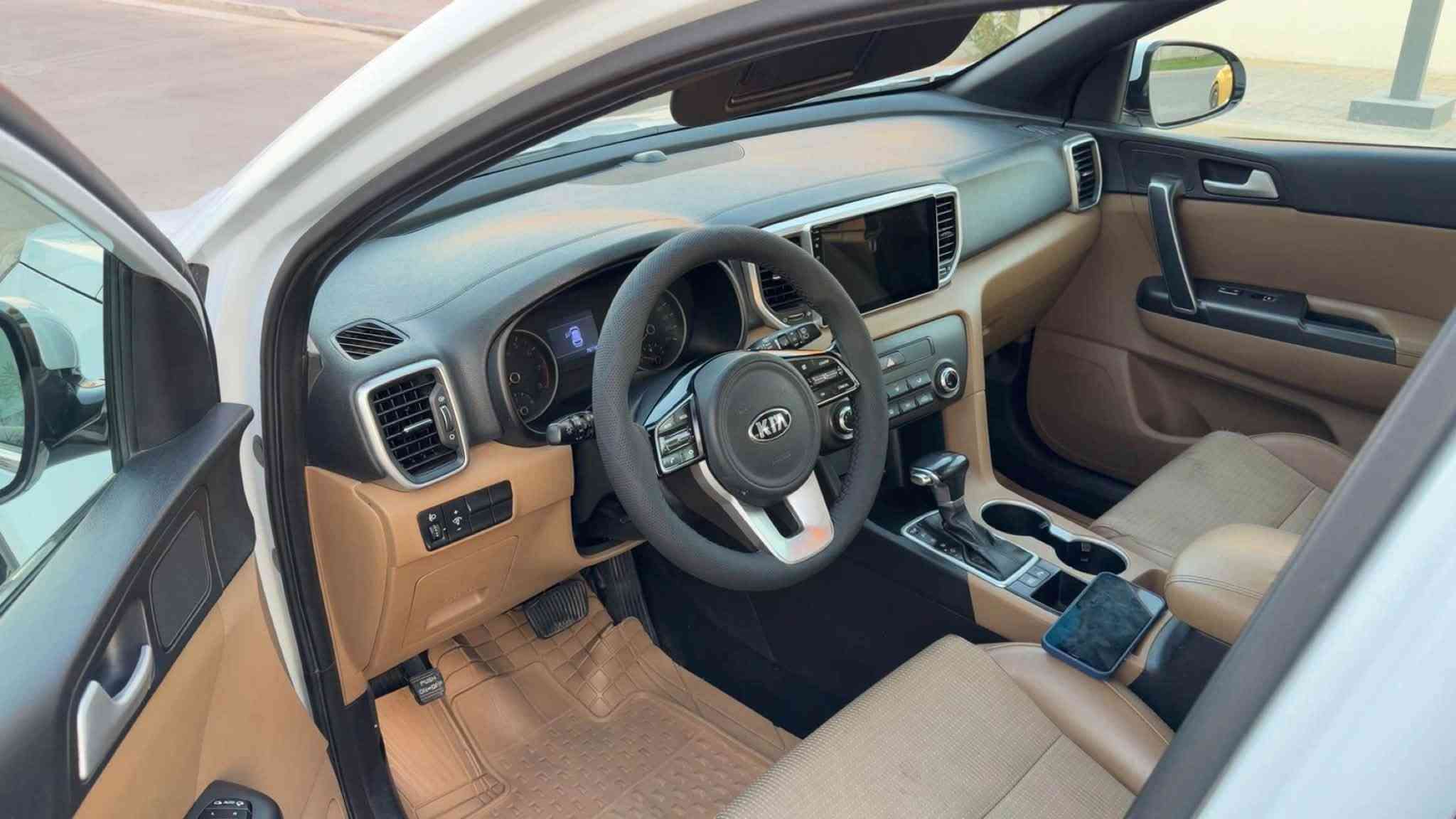 السلام عليكم
كيا سبورتج موديل 2020 خليجي مكفوله بدون صبغ بدون بارد مواصفات بيسك حساسات امامي خلفي مري شفط كامره ماشيه ٧٨ الف رقم سليمانيه هزه وسنويه جديد رايدها ب 179$  وبيها مجال 
للاتصال
***********
