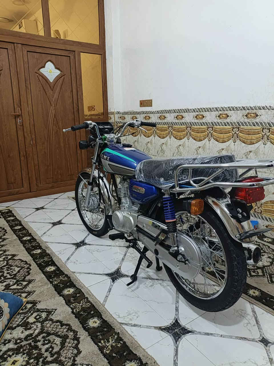 سلام عليكم دراجه اربعه كير مديل27اوراق 
سكنر كفاله عامه من كلشي 🤐
ما مفتوح بيهه برغي 
ولون حلو 
بسعر 775 وبيه مجال قليل 
مكاني كربلاء حي الوفاه 
***********
