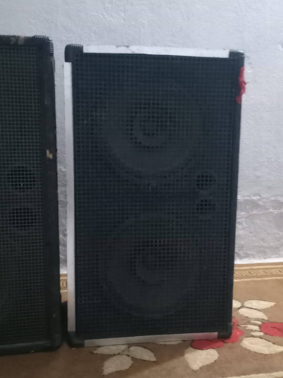 سلام عليكم سماعات 15×12 السعر مناسب جداً التواصل خاص او استفسار على هذا الرقم ***********
