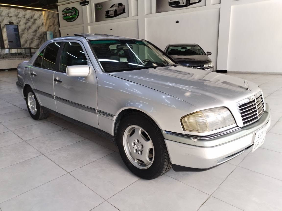 مرسيدس C300 • كير عادي • رقم دهوك