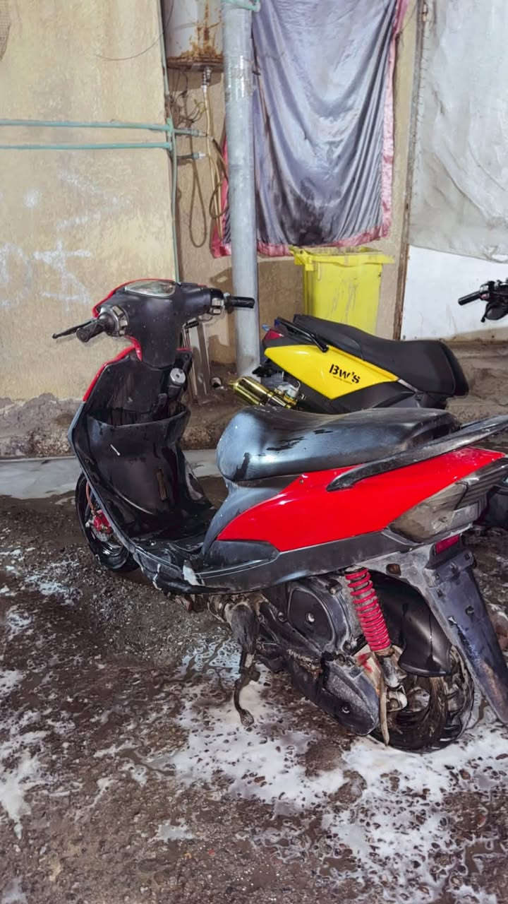 دراجه ماكس عدله للبيع هاي جديده الدراجه شوفت عينك
كامت وعفتها ضلت طابكه صارلها شهر 
السعر300
***********
