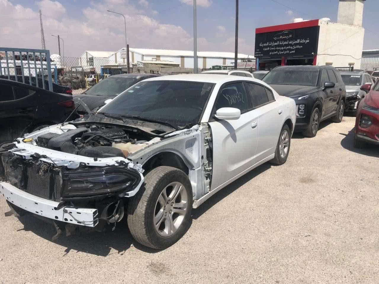 دوج جارجر 2019 حادثه حرق محرك  مبدل المحرك وعقل وضفيره كله جديد
بنيد امبدل بس الجاملغات نفسهن تعمرن ما تبدلن 
وبيه بارد بسيط كلش بسيط باب الخلفي عكس السايق 
السياره فئه SXT 
تحكم سترين 
تغشيل ع بعد 
مديل 19 
شاشه كبير بلادي 
حساس خلفي 
كامره خلفي 
السياره بدون ايرباك 
رقم الجديد  الانكليزي 
باسمي السياره 
ويل 18 
تو ويل
***********
