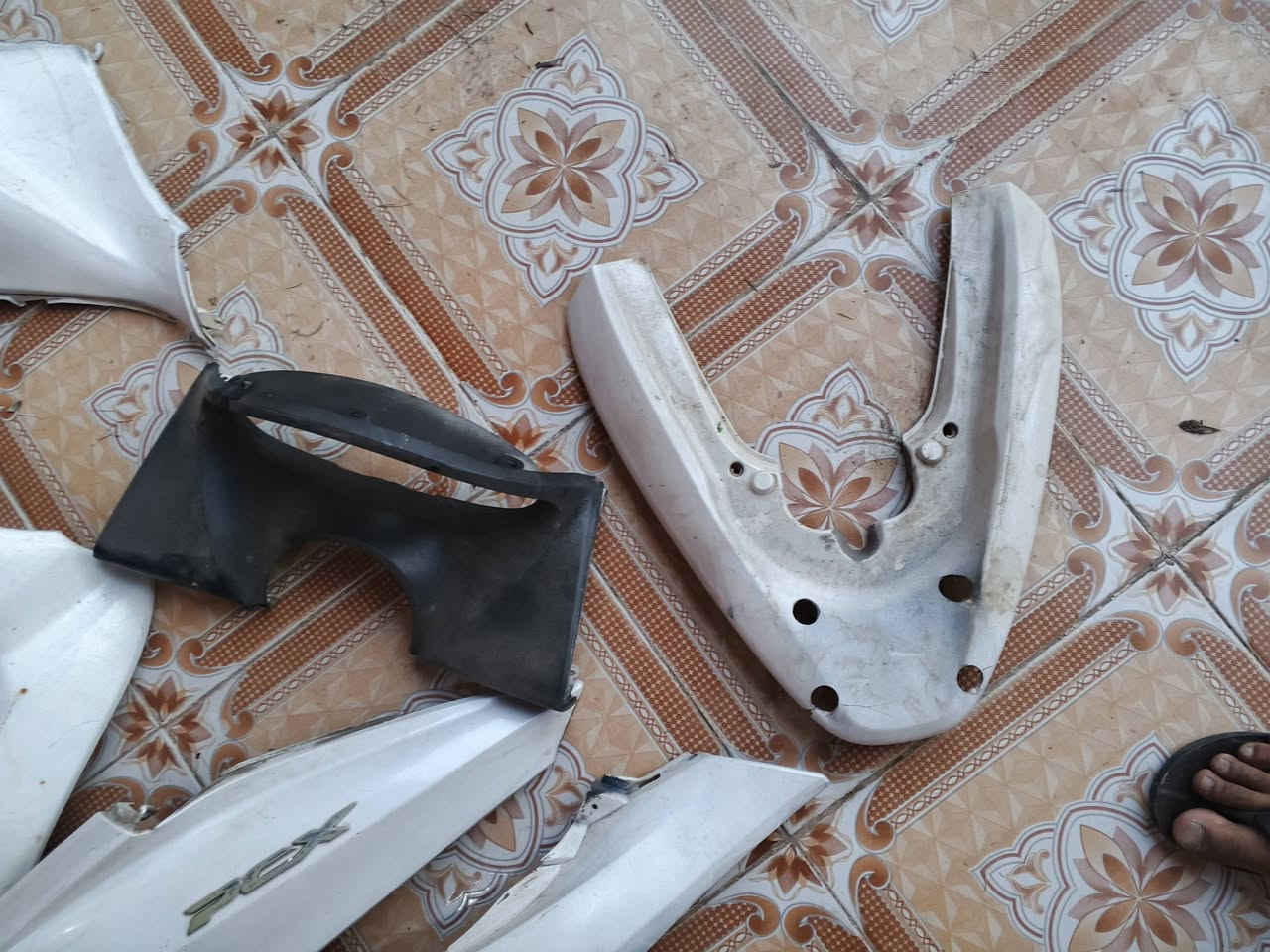 كفرات بي سي اكس البيع مستعمالت جيل الاول ***********
