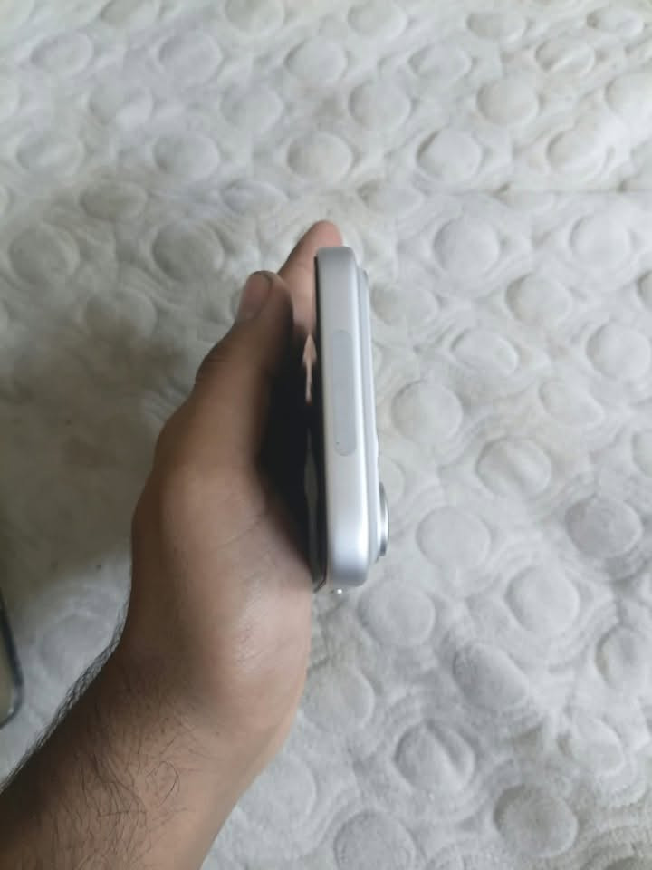 آيفون ١٧ برو ماكس • بطاريه ١٠٠ • سلفر
