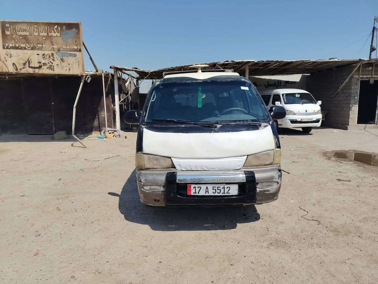 السلام عليكم بريجو موديل 99 بسمي السياره مصفره من كلشي مرور هيئة مكينه ٢٧٠٠ حداديه امامي خلفي قبل يومين مسوي صدره باتري سلف دينمو كله جديد مكاني حله شارع 80 مال كربله اي استفسار على هذا الرقم (*********** السعر ٤٥ او بيه مجال قليل كلش
