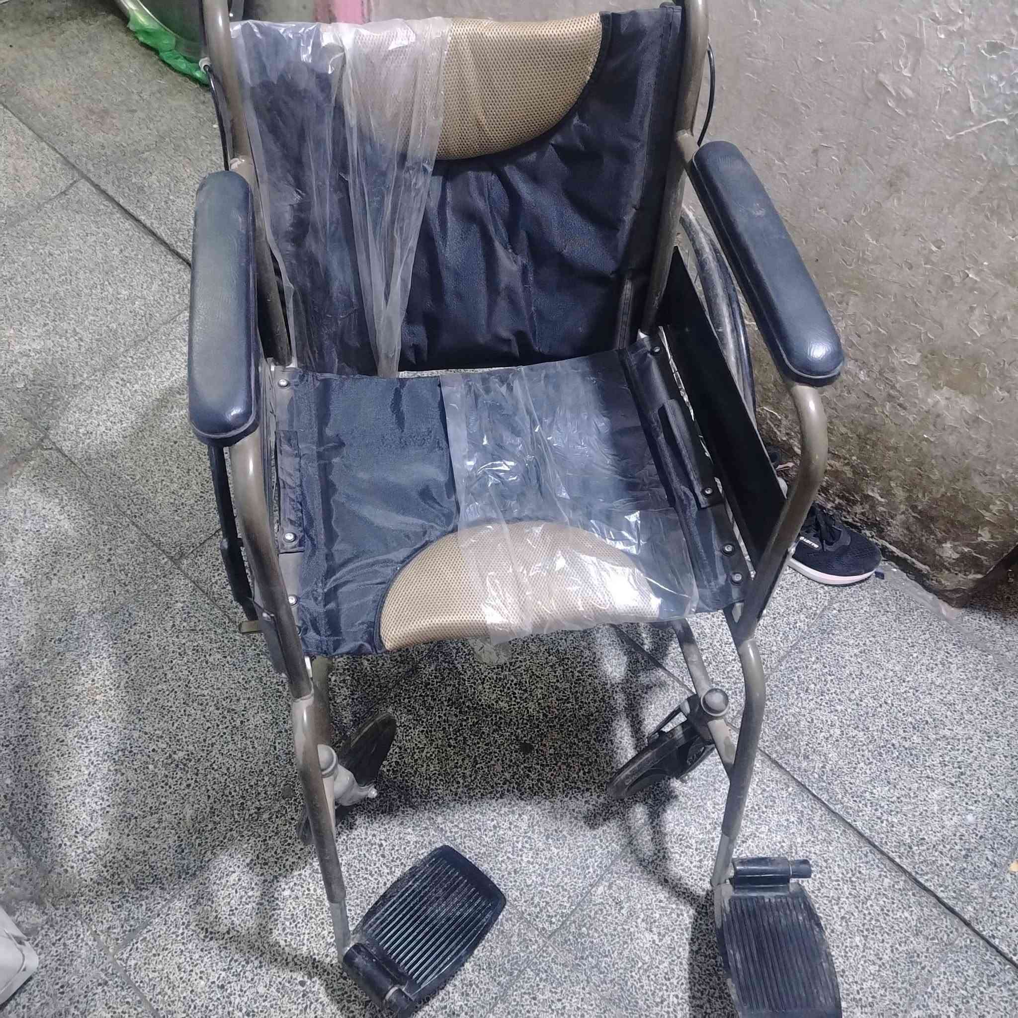 عربانه معاقين
عربانه معاقين
جديده بعدهي بل جيس وب سعر 50 و بيها مجال محد يطيك هيج سعر بنفسه ل نظافتها و شركتها للتواصل ***********
