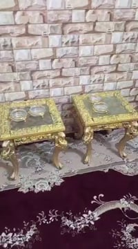 تخم • طاولة • للبيع