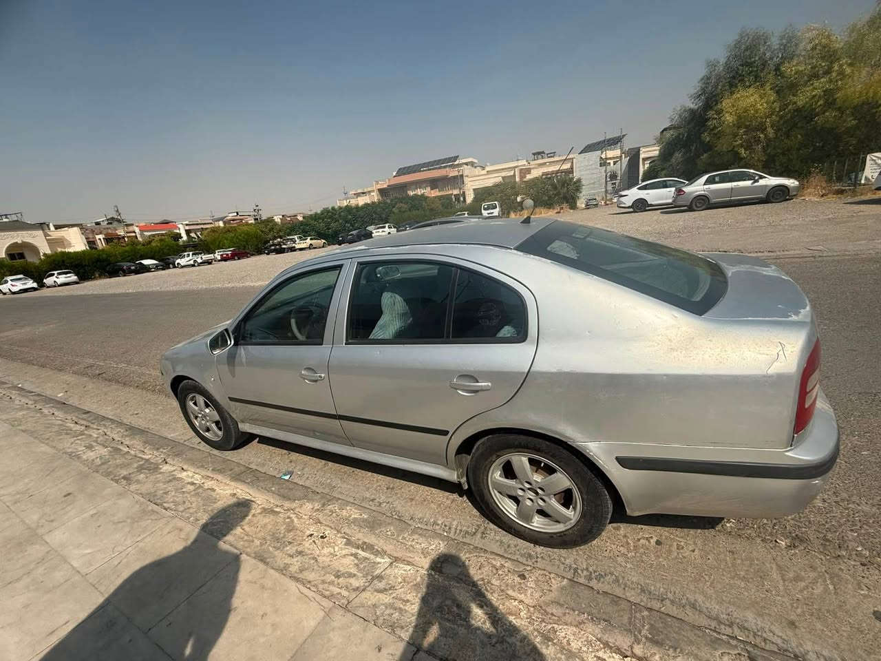 سکۆدا مۆدیل ٢٠٠٩
مەکینە ٢٠مرخوب
سیارەکە هەمووشتیکی بەشەرتە 
پێش و پشتی کەپسە تەنها دووجامخی سبوخە
گێر. مەکینە. تەبرید. تەقەورەقە. 
ناوی هەمووشتیکی بەشرەت. 
گۆرینەوەش دەکەین بە mg 
*********** أربيل, العراق
