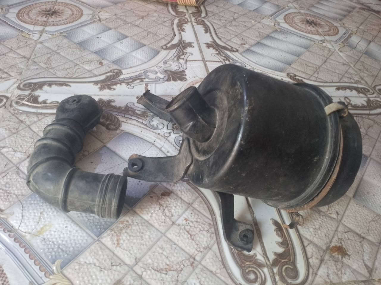 سلام عليكم عندي دشبول وشوته ما بيكم ثمانينِ البيع ***********
