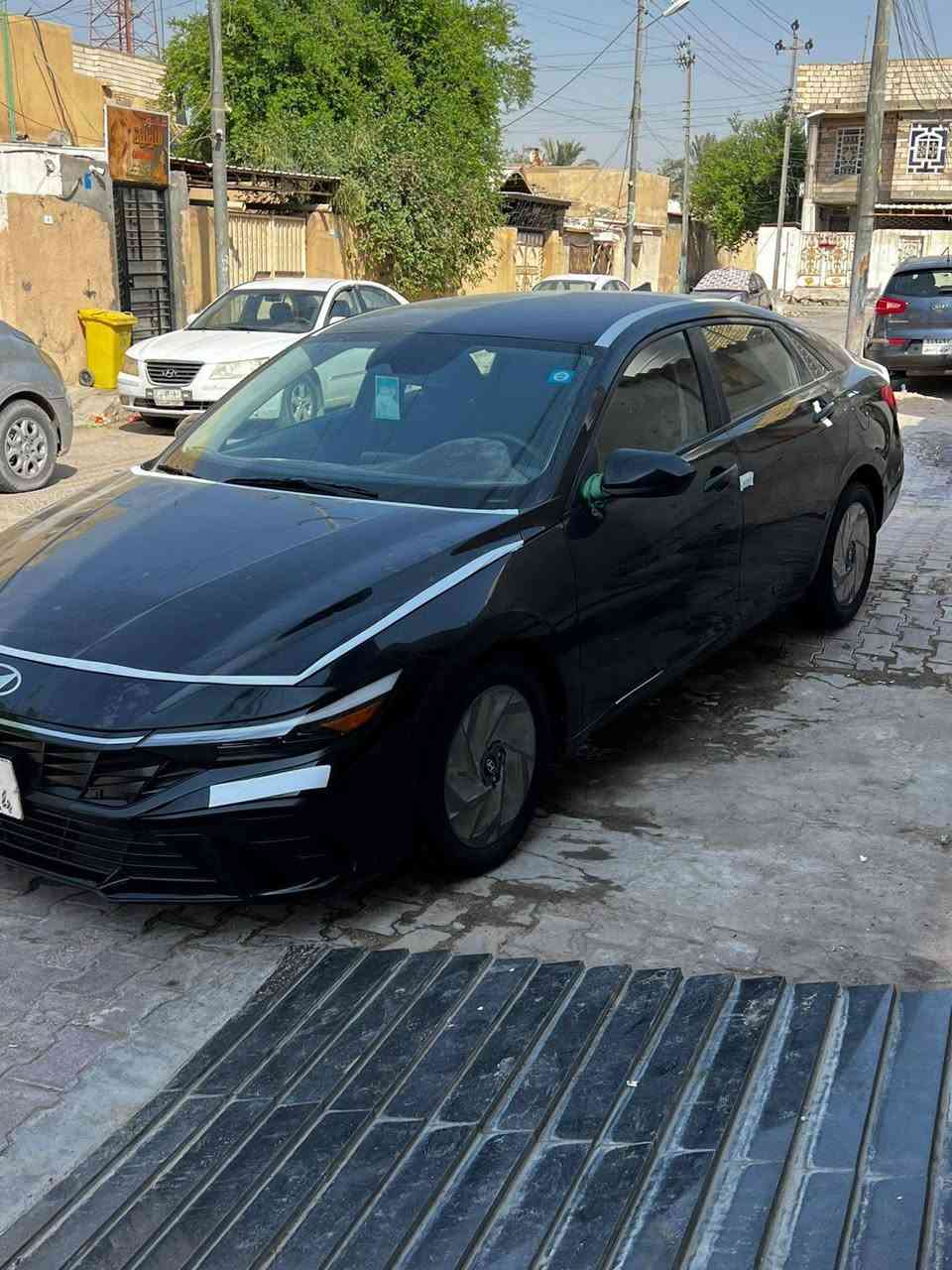 السلام عليكم النترا موديل 2024 وارد امريكي رقم بغداد حره بأسمي حادثها فقط بارد بلنيد حته الدعاميه راجعه بلاد باقي السياره كفاله عامه بدون قطره صبغ او معجون  فول مواصفات عدا الفتحه مكينه 2000 دوش المرغوب كفاله  كير مكفول  بصمة تشغيل ع بعد شاشه ابل كار بلي كامره حساسات تحديد مسار توقف ذاتي سياقه ذاتيه ترحيب عند الاقتراب عينه ليزري ( ديجتل) أربعة انضمه قياده دشبول لد متغير الالوان وبعد بيها هواي مواصفات السياره 
 جاهزه تبريد حداده تايرات اي نقص مابيها وماشيه 38 السعر 157 وبيها مجال بيع او مراوس حسب القناعه مكاني بصره رقمي *********** البصرة, العراق
