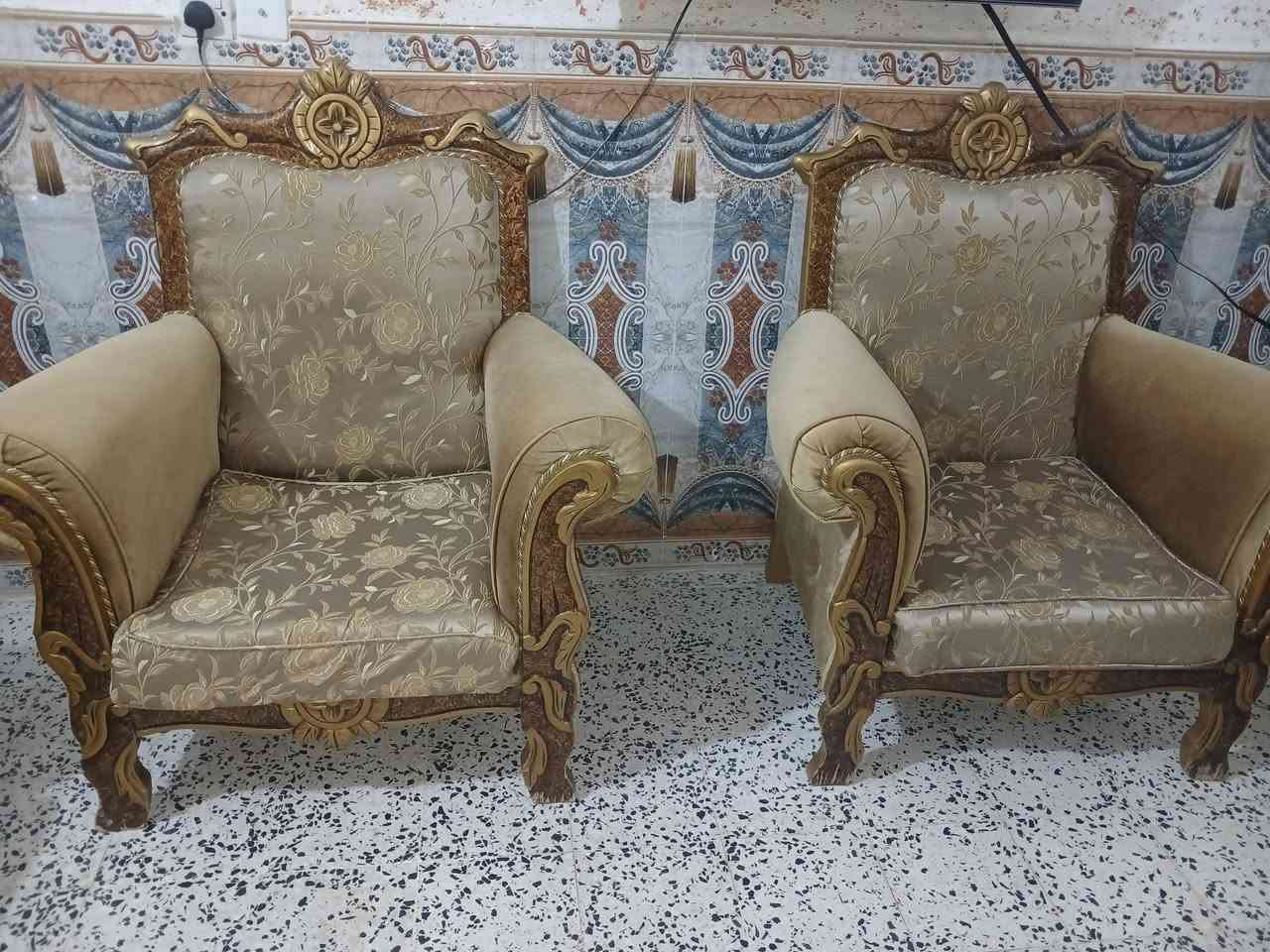 كنب • نظيفه • جديده