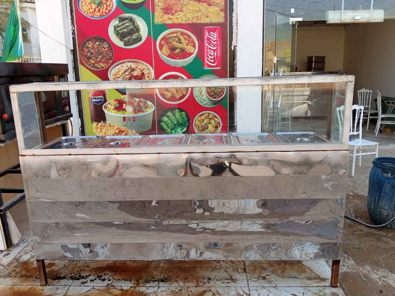 ياالله
غراض مطعم للبيع 
حمايه وحده كهربائية وغاز والثانيه فقط غاز 
فرن جديد مع ميز
طباخ صناعي 4 عيوون 
گدر قيمه جديد وبريمز كبير
عارضة استخدام 15يووم النضافه 💯/💯 
الاستفسار ***********

