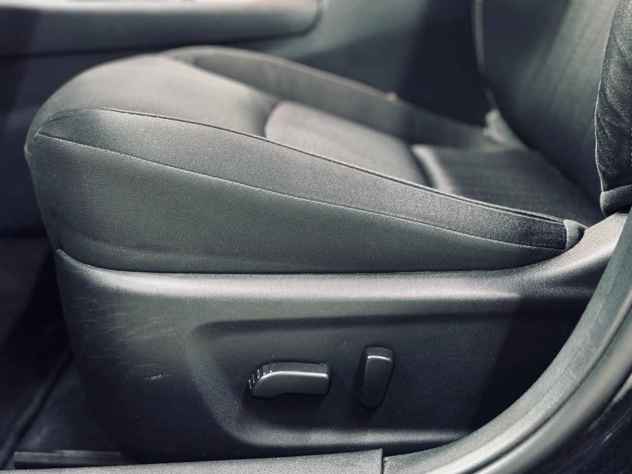 🔺للبـيع  او مراوس
   نيسان ألتيمـا
Nissan Altima 2022 

🔸اللوحات : النجـف معوقين (28) وكالة عامة سنتين وتداور 
🔸الضرر: تبديل جاملغات امامية نفس اللون وصبغ قليل بالبنيد والجاملغ الخلفي  اقل شبر 
🔸الموديل : 2022
🔸الفئة : SV
🔸حجم المحرك : 2,5L  / 4 Cylinders 
🔸اللون : أسـود .
🔸المفتاح : بصمة عدد 1
🔸عداد المسافة : 62 الف ميل .
‏🔸Airbags : الستيرن .
🔸نظام الدفع : Front - Wheel Drive
🔸عدد الركاب : 5 راكب
‏🔸(VIN) | 1N4BL4DV6NN374223

🟢 مواصفات اخرى
( المقاعد مخمل أسود ، شاشة ، كاميرا خلفية ، كرسي السائق كهرباء ، حساس النقطه العمياء ،ويل كب حجم 17 inch )

🔸السعر: (140) 

☎️***********
