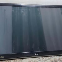 شاشه 43 • LG • نظيفه