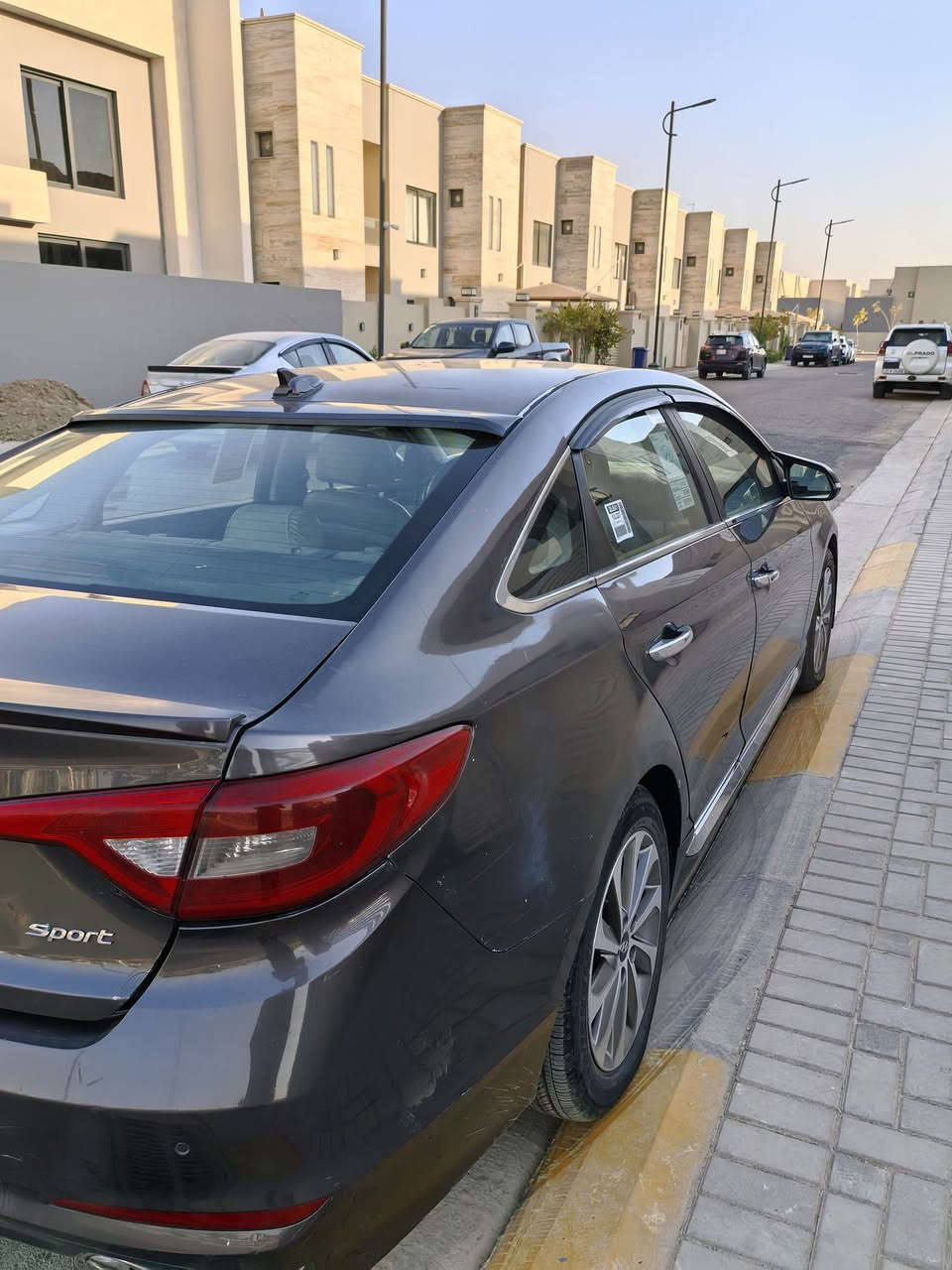 سوناتا موديل 2015 امريكي 2400
مواصفات فول عدا الفتحه

باب عكس السايق تبديل

جاملغين الخلف صبغ

كير محرك كفاله

حادثها دعاميه اماميه ومصبوغه

السعر 105

***********
