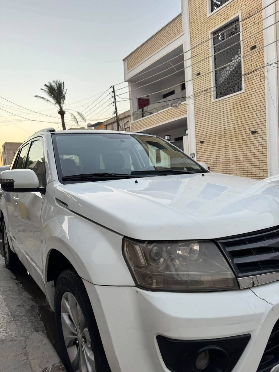 للبيع سوزوكي گراند فيتارا موديل ٢٠١٤
🔹 المحرك: 2.4 لتر
🔹 گير: أوتوماتيك
🔹 الدفع: 4×4
🔹 4 سلندر
🔹 5 ركاب
🔹 تكييف بارد
🔹 مرايا كهربائية
🔹 سنتر لوك
🔹 اللون: أبيض
🔹 رقم أربيل
🔹يوجد طخه بالبنيد 
🔹وطخه بالچاملغ الايمن الخلفي صغيره
🔹مصبوغه حزام ماعده القماره 
🔹العنوان: بغداد 

📍 السيارة جاهزة للفحص من قبل المشتري
💰 السعر: [.80 ورقه وبيها مجال]
📞 للاستفسار: [رقم الهاتف***********
